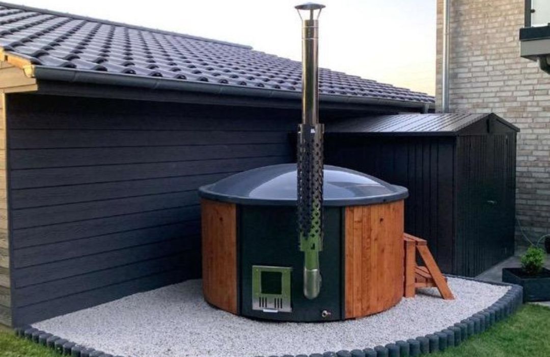 Chaigley Hot Tub - garden setting